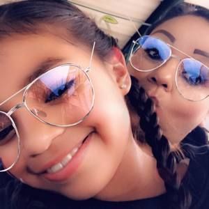 Meet your Posher, Dalia